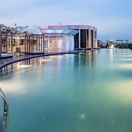 2Br Premium Suites Troika Kota Bharu By Aghome Экстерьер фото